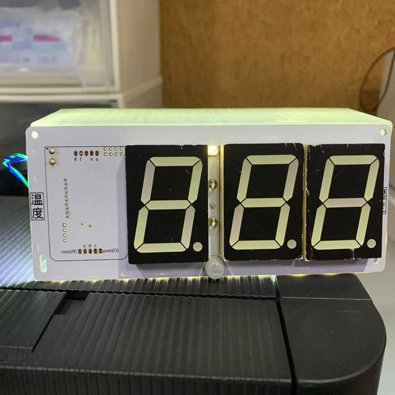 LED 卫星授时时钟